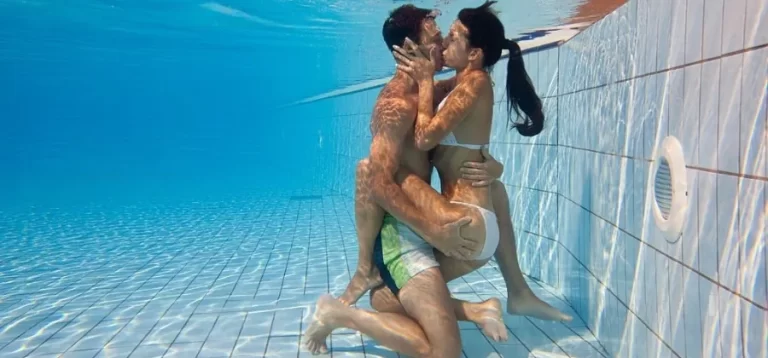 How to have Safer Sex Underwater?