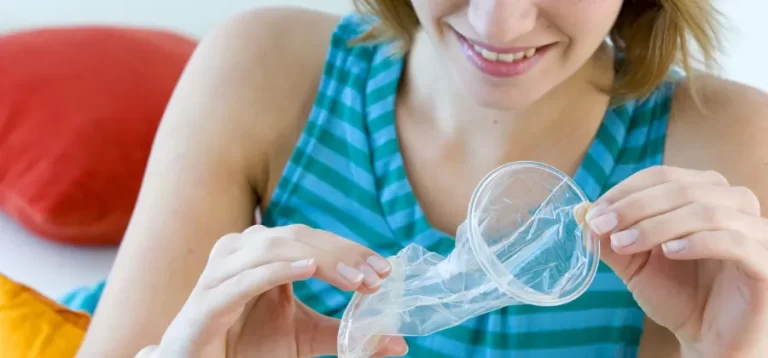 How to Use a Female Condom Correctly?